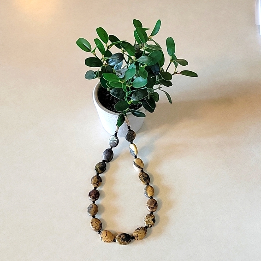 Stone necklace